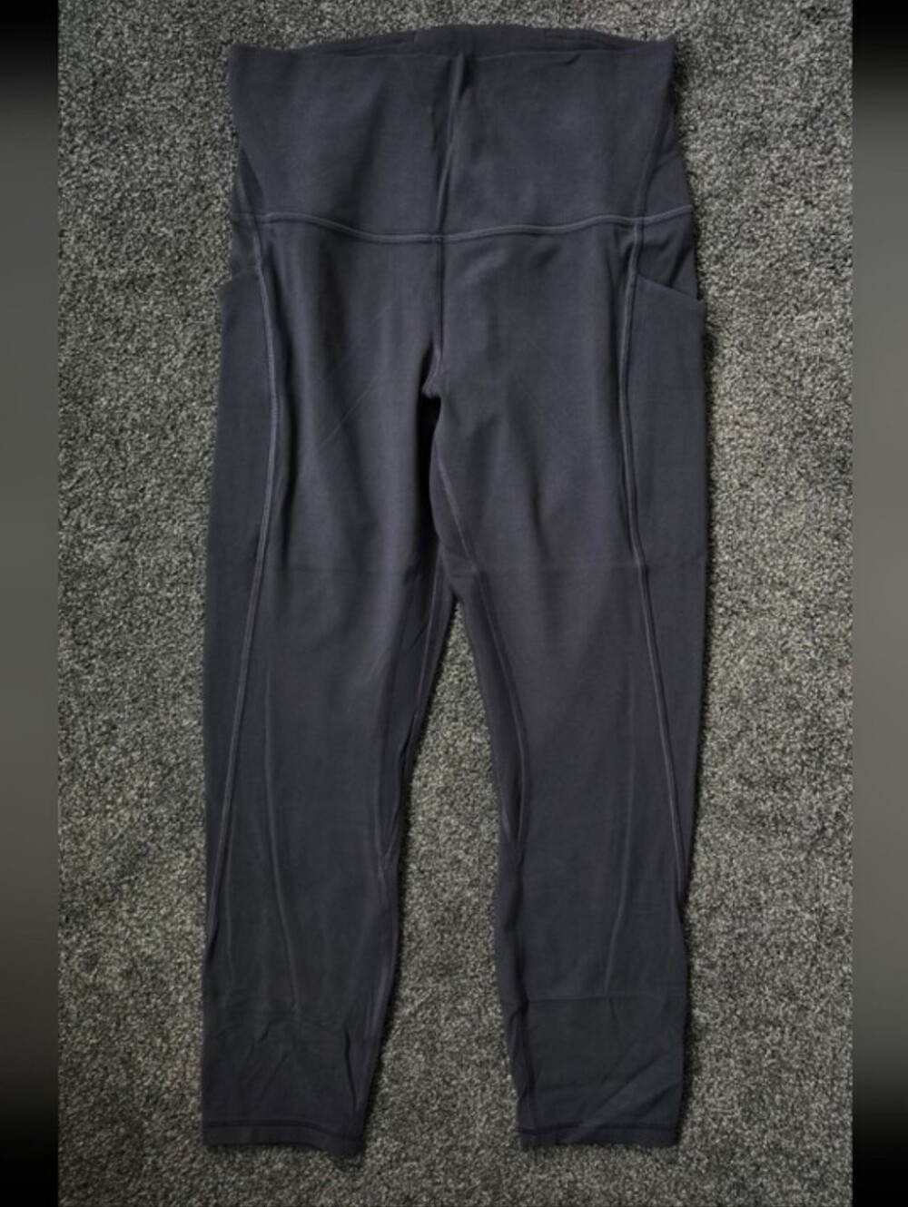 Lululemon Align High Rise Crop With Pockets - Picture 3 of 3